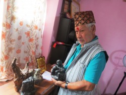 बन्न छाड्यो धनकुटामा पत्थरका मूर्ति